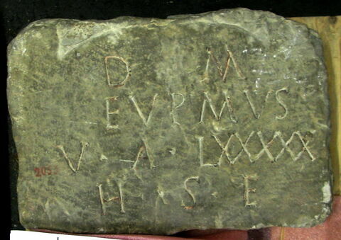 stèle funéraire ; inscription, image 1/1