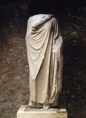 statue, image 7/7