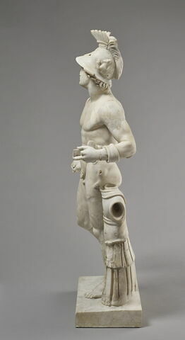 statuette, image 6/8