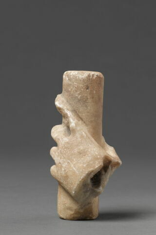 statuette, image 2/4
