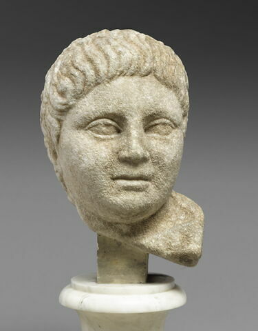 statue, image 6/8