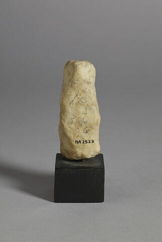 statuette, image 2/4