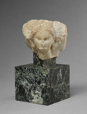 statuette, image 3/4