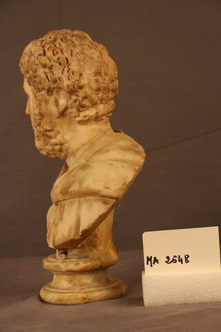 statuette en buste, image 3/4