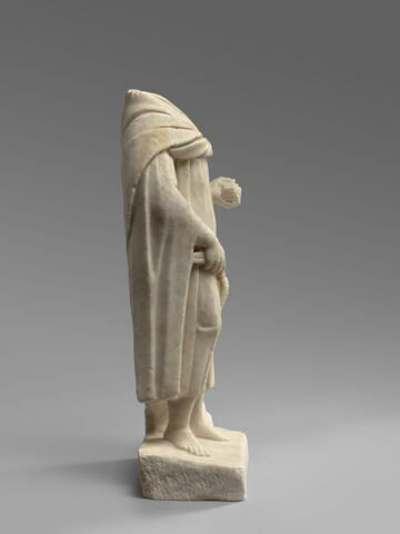 statuette, image 3/4