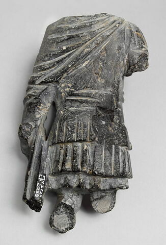 statuette, image 4/4