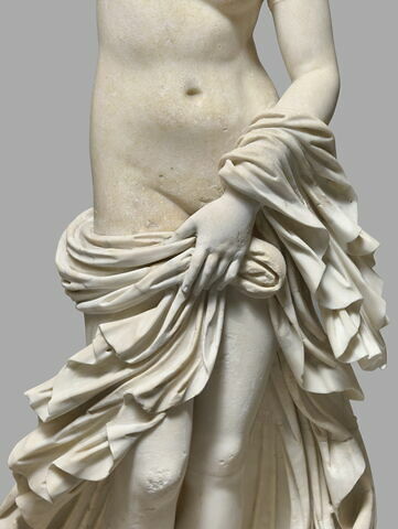 Aphrodite Louvre Borghèse, image 12/13