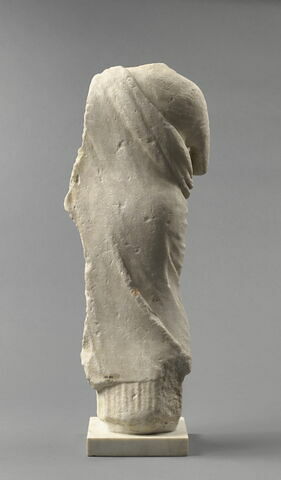 statuette, image 2/6