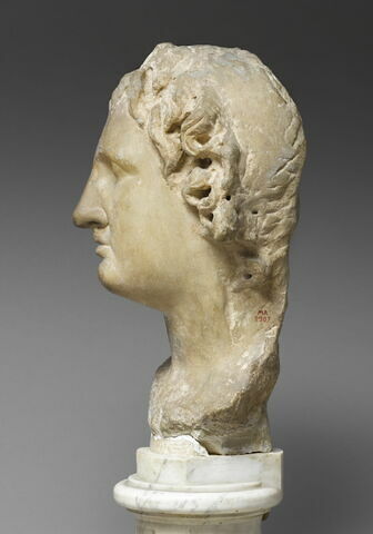 statue, image 6/6