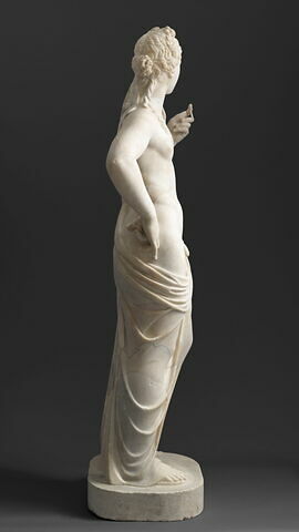 statue, image 6/12
