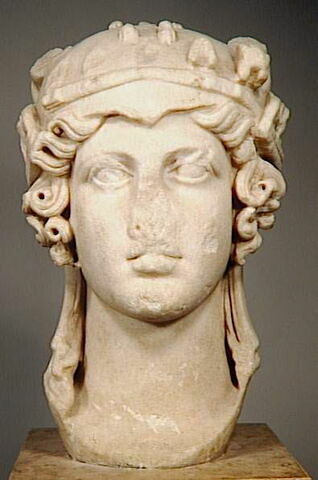 statue, image 6/6