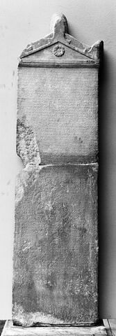 stèle ; inscription, image 1/1