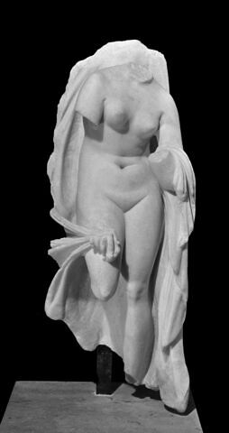 statuette