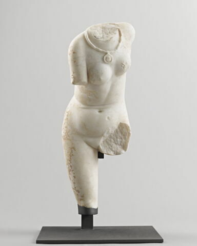 statuette, image 2/5
