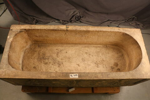 Sarcophage d'enfant, image 2/7