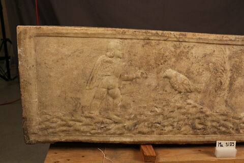 Sarcophage d'enfant, image 4/7