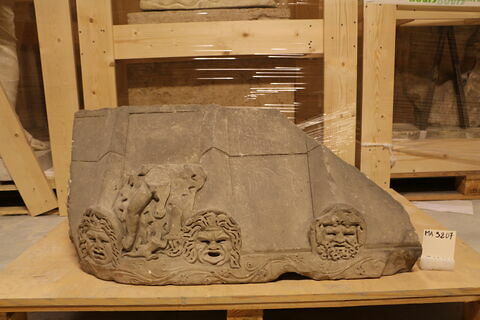 couvercle de sarcophage, image 2/6