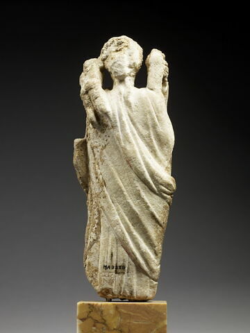 statuette, image 2/2