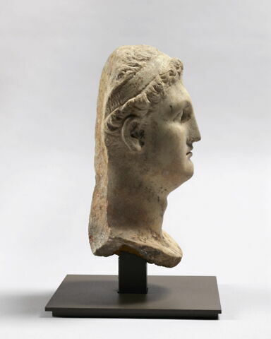 statue, image 3/5