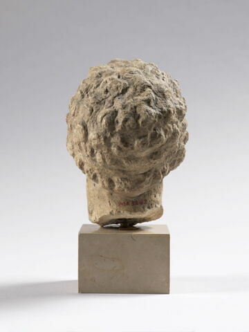 statue, image 4/4