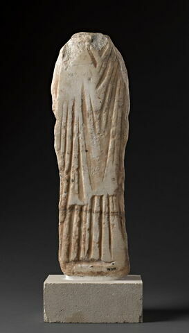 statuette, image 2/2