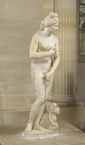 statue, image 3/3