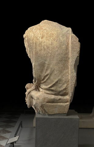 stèle funéraire, image 2/4