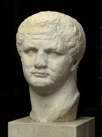 statue, image 5/5