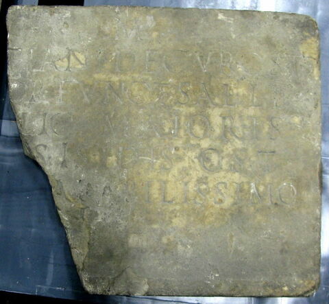 inscription, image 2/2