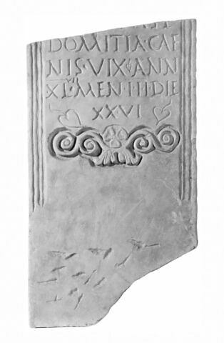 stèle ; inscription