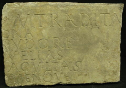 inscription, image 2/2