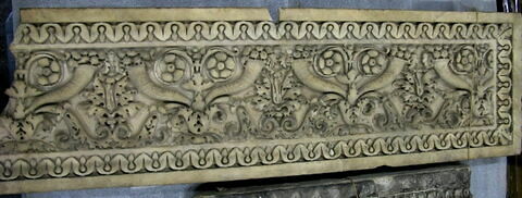 architrave, image 2/2