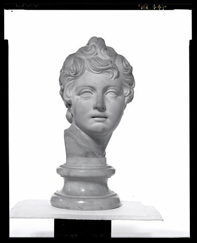 statue, image 4/4
