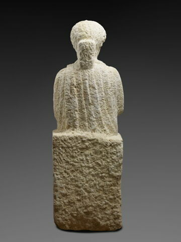 statue, image 4/16