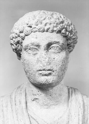 statue, image 10/16