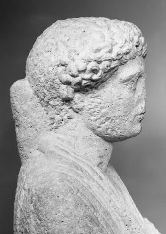statue, image 12/16