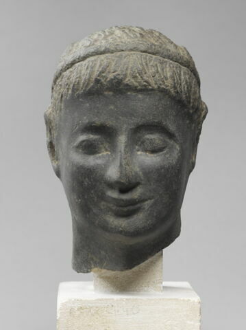 statuette, image 5/8