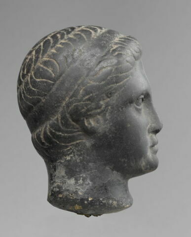 statuette, image 3/4