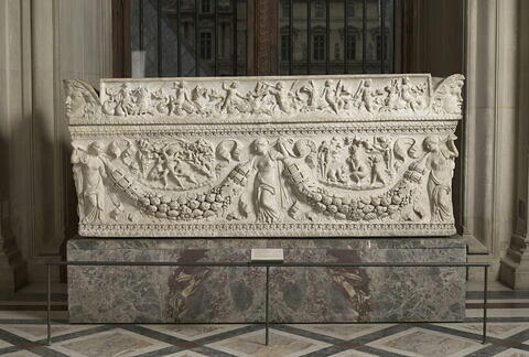 sarcophage ; couvercle de sarcophage, image 1/5
