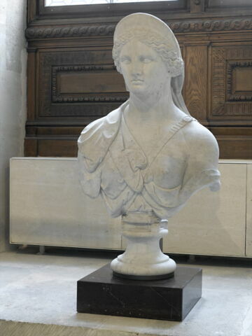 statue, image 6/7