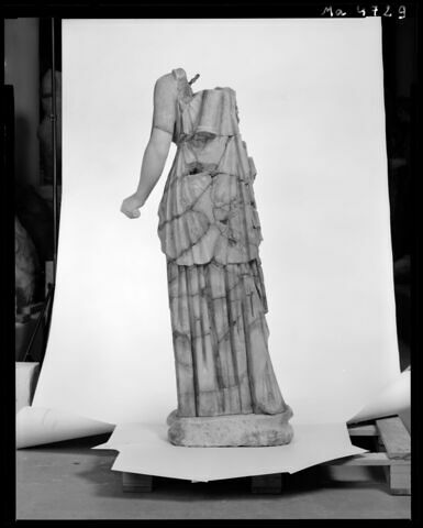 statue, image 8/8