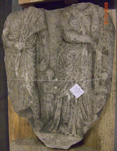 stèle funéraire, image 2/2