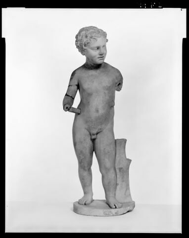 statue, image 3/3