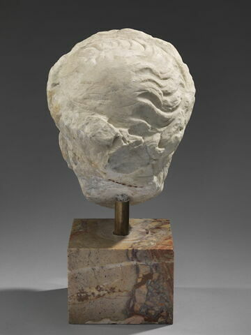 statue, image 7/7