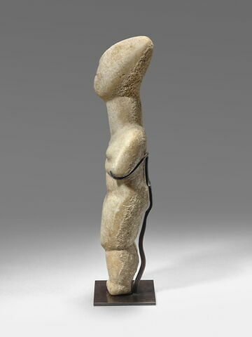 statuette, image 3/3