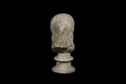 statue, image 4/4