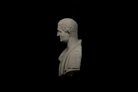 statue en buste, image 2/4