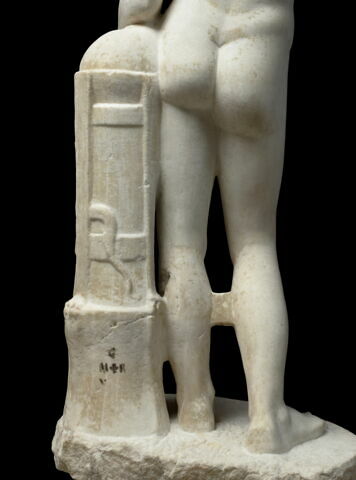 statuette, image 4/12
