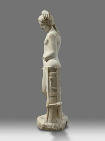statuette, image 7/12