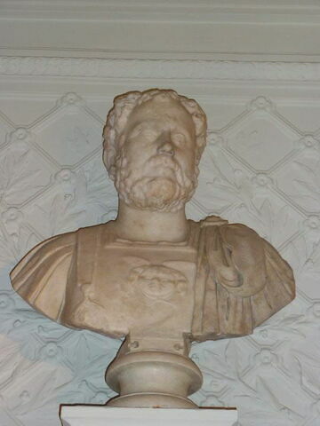 statue en buste, image 7/9